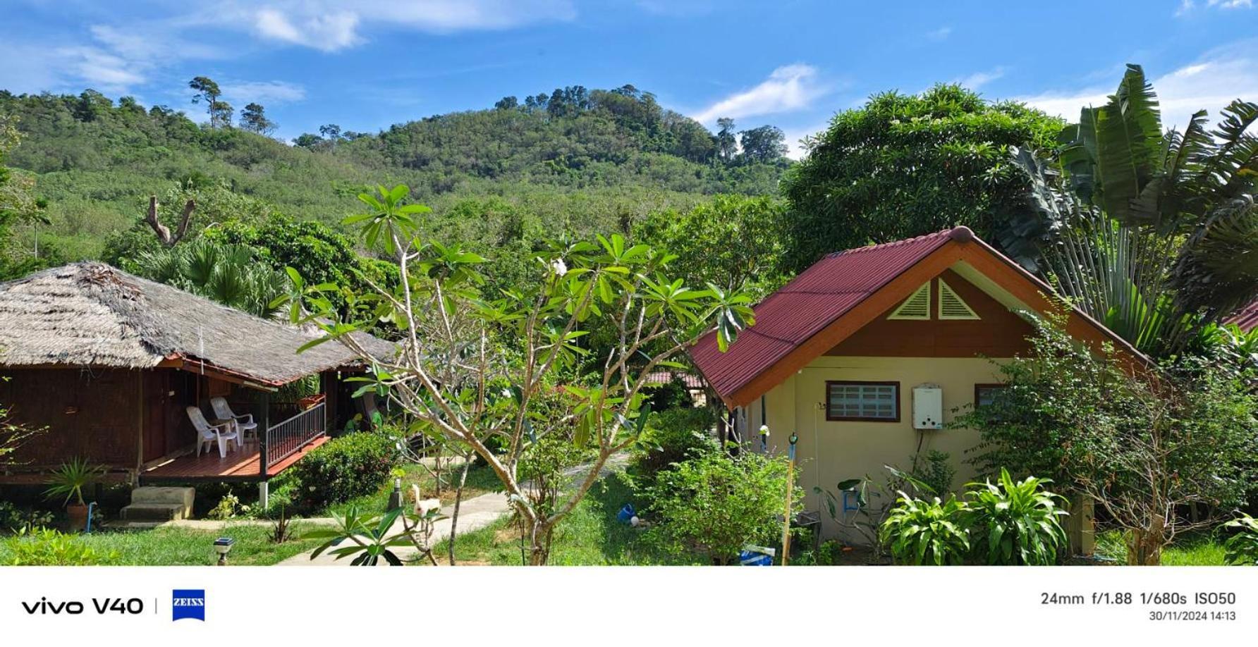 Mookies Bungalows Koh Mook Exterior photo